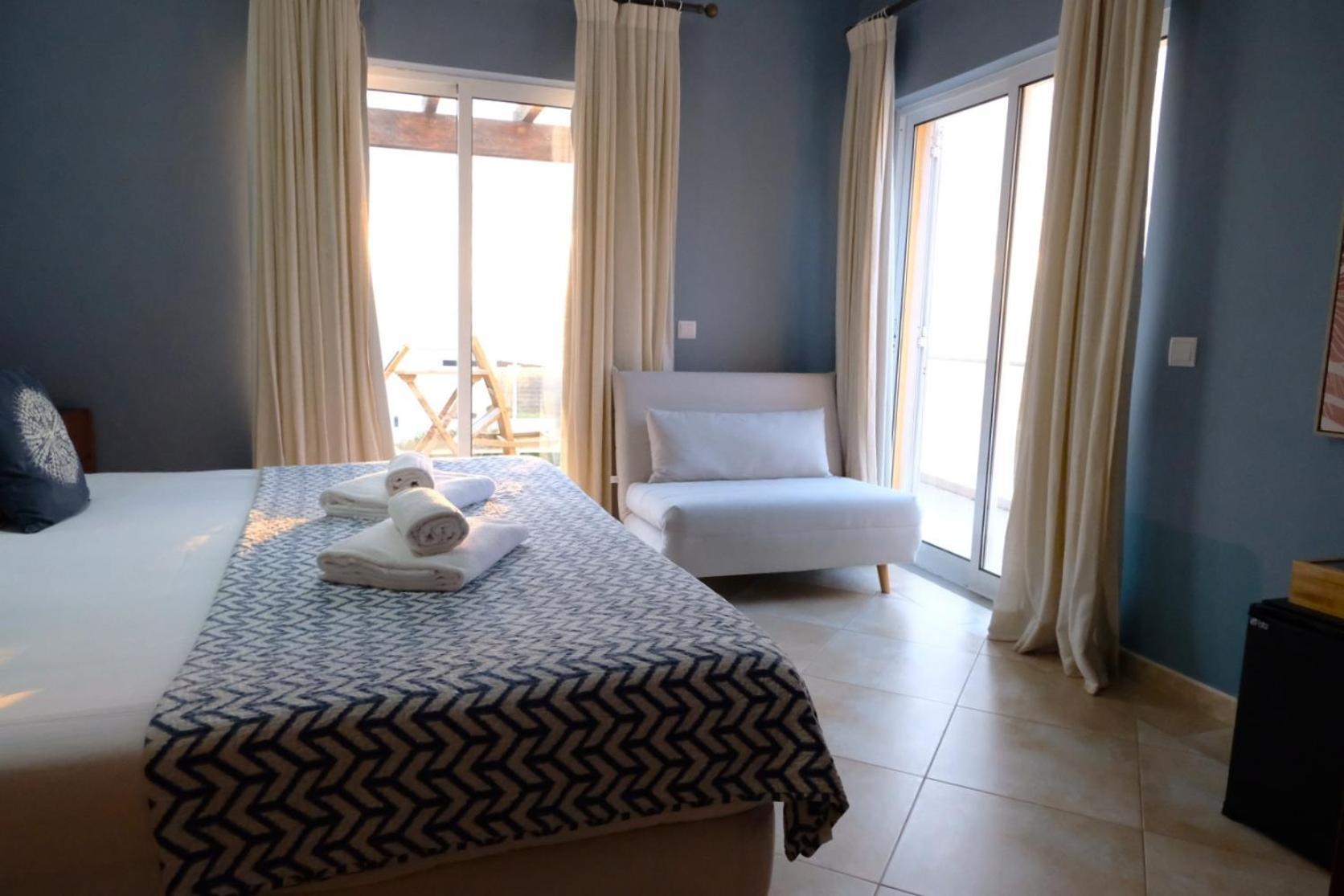 Arrifana Destination Suites Aljezur Εξωτερικό φωτογραφία